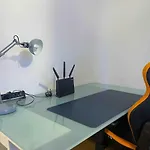 One-bedroom With Free Parking *