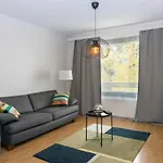 One-bedroom With Free Parking Όουλου