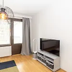 דירה One-bedroom With Free Parking *