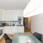 One-bedroom With Free Parking