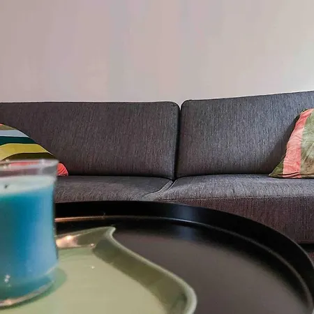 One-bedroom With Free Parking Apartman *