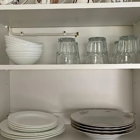 One-bedroom With Free Parking *