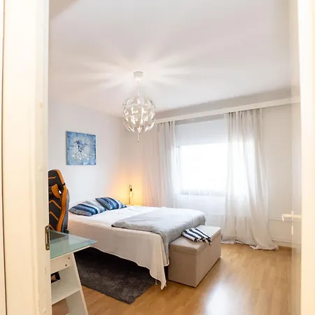 One-bedroom With Free Parking Apartamento *