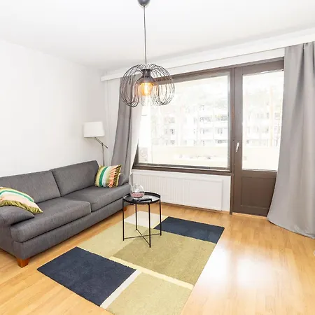 One-bedroom With Free Parking *
