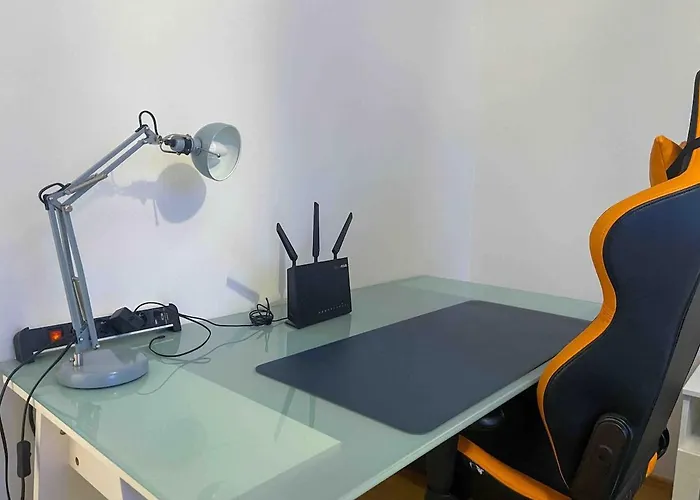 One-bedroom With Free Parking *