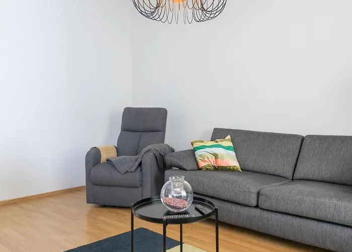 One-bedroom With Free Parking