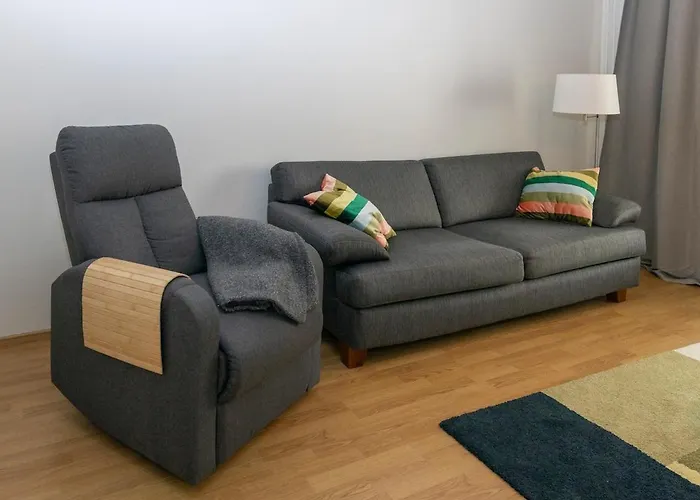 One-bedroom With Free Parking *